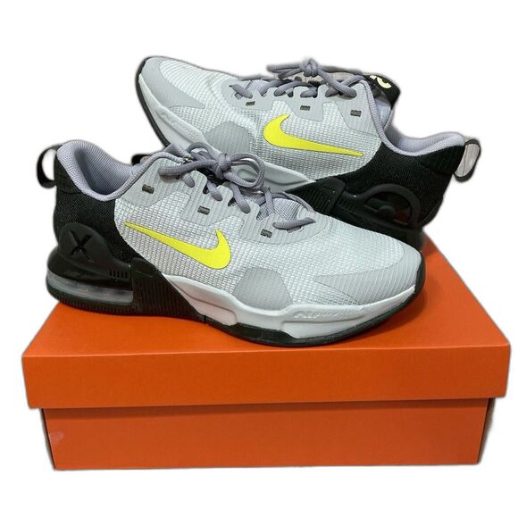 Nike Air Max Alpha Trainer 5 Men Sz 10 Light SIlver High Voltage DM0829-011 New main image 8